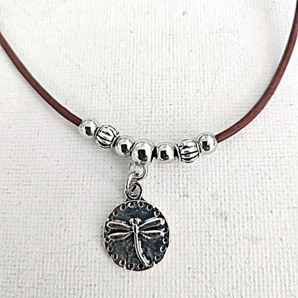 Unsigned Women's Silver and Brown Jewellery
